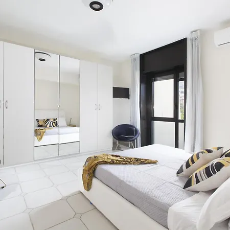 Estate4home - Maison Wally شقة سورينتو